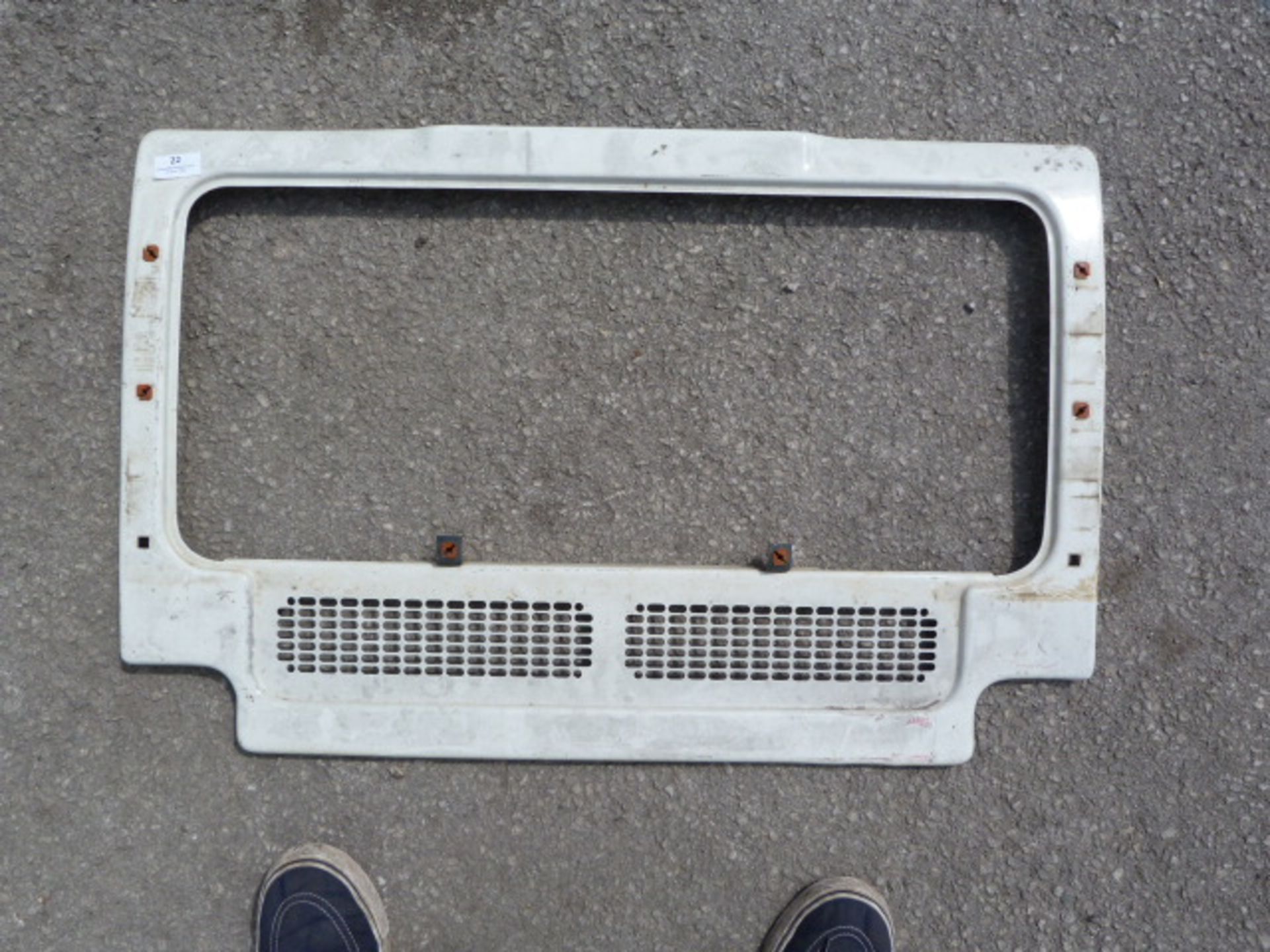 Land Rover Defender Grill Surround (White)