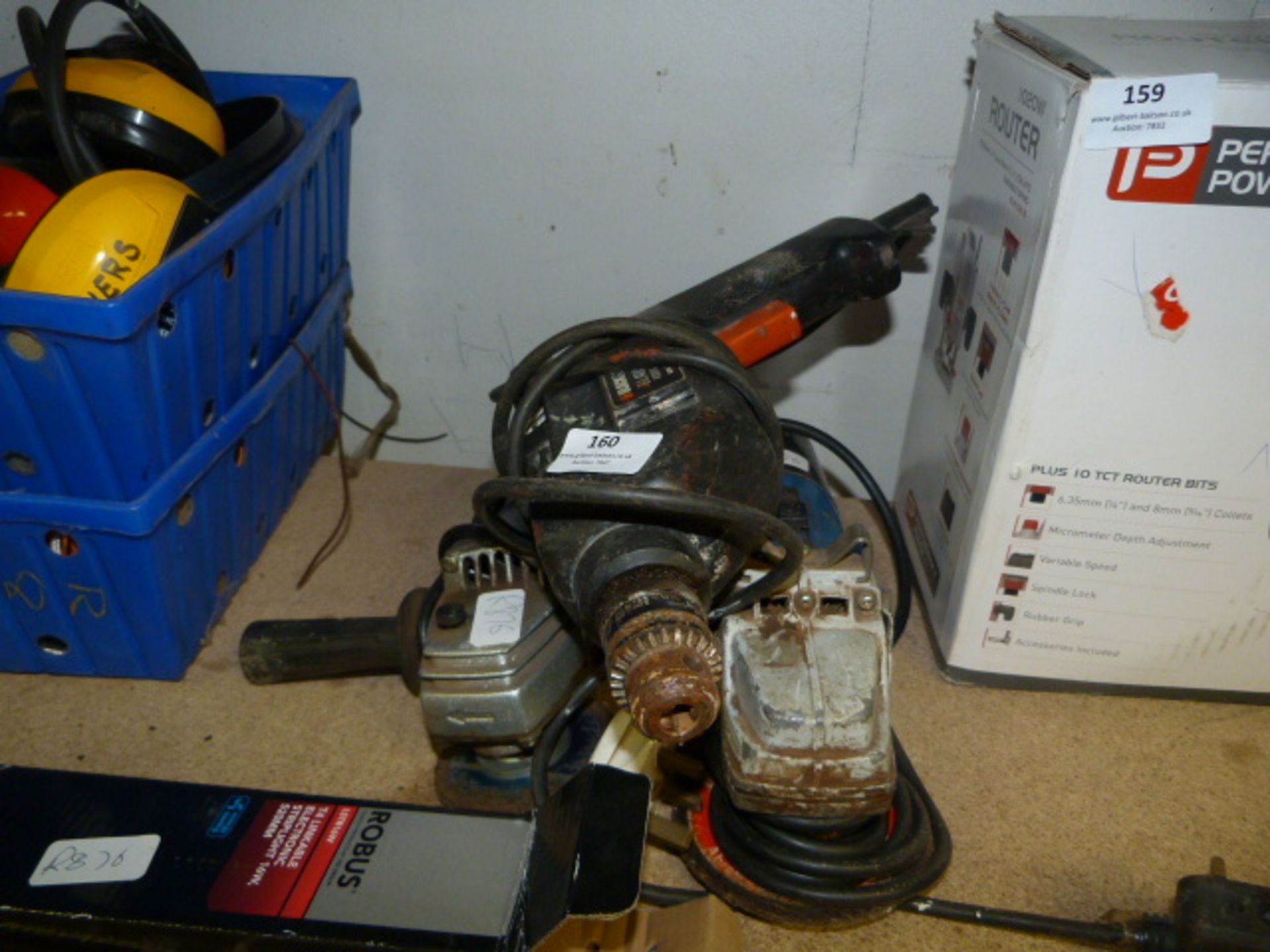 Two 4.5" Grinders and a Electric Drill