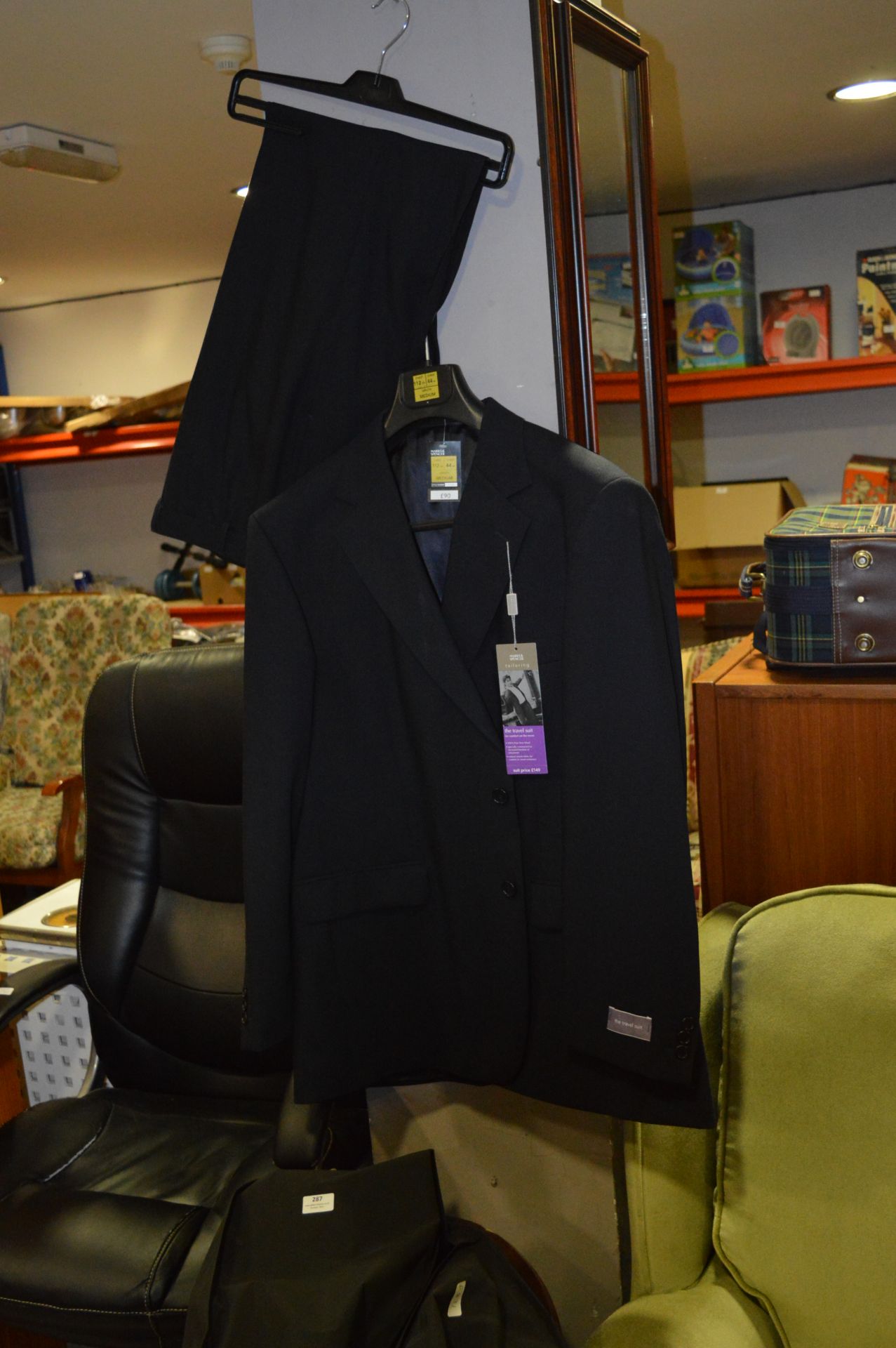 Gents Black Suit (44" Chest)