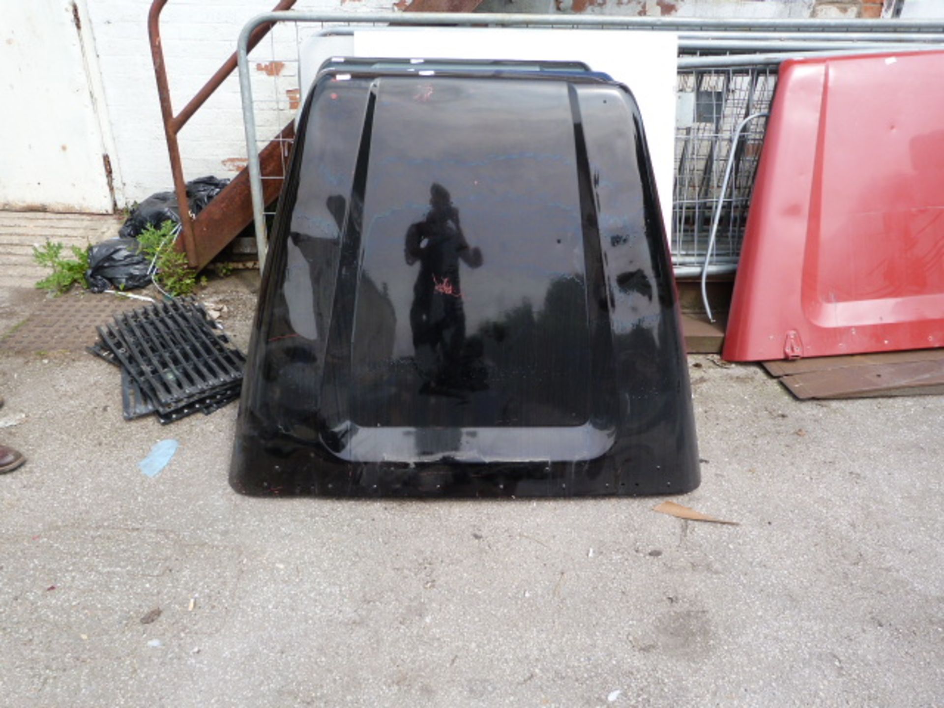 Land Rover Defender Bonnet (Black)