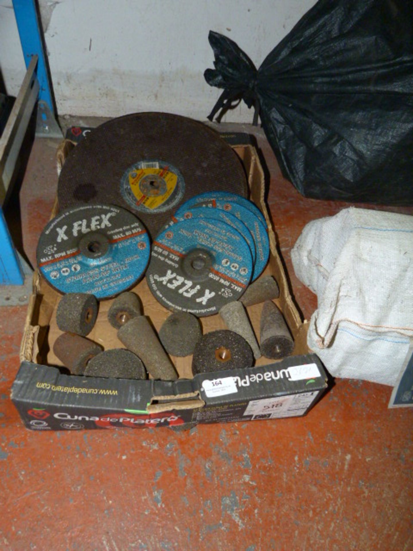 Bot of Grinding Wheels and Disks