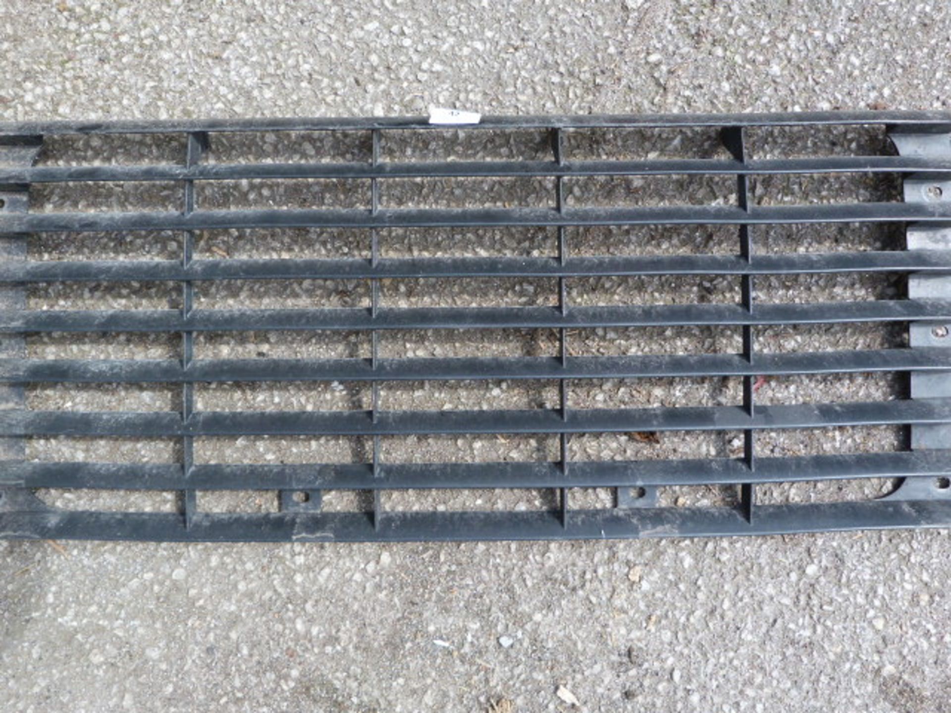 Land Rover Front Grill