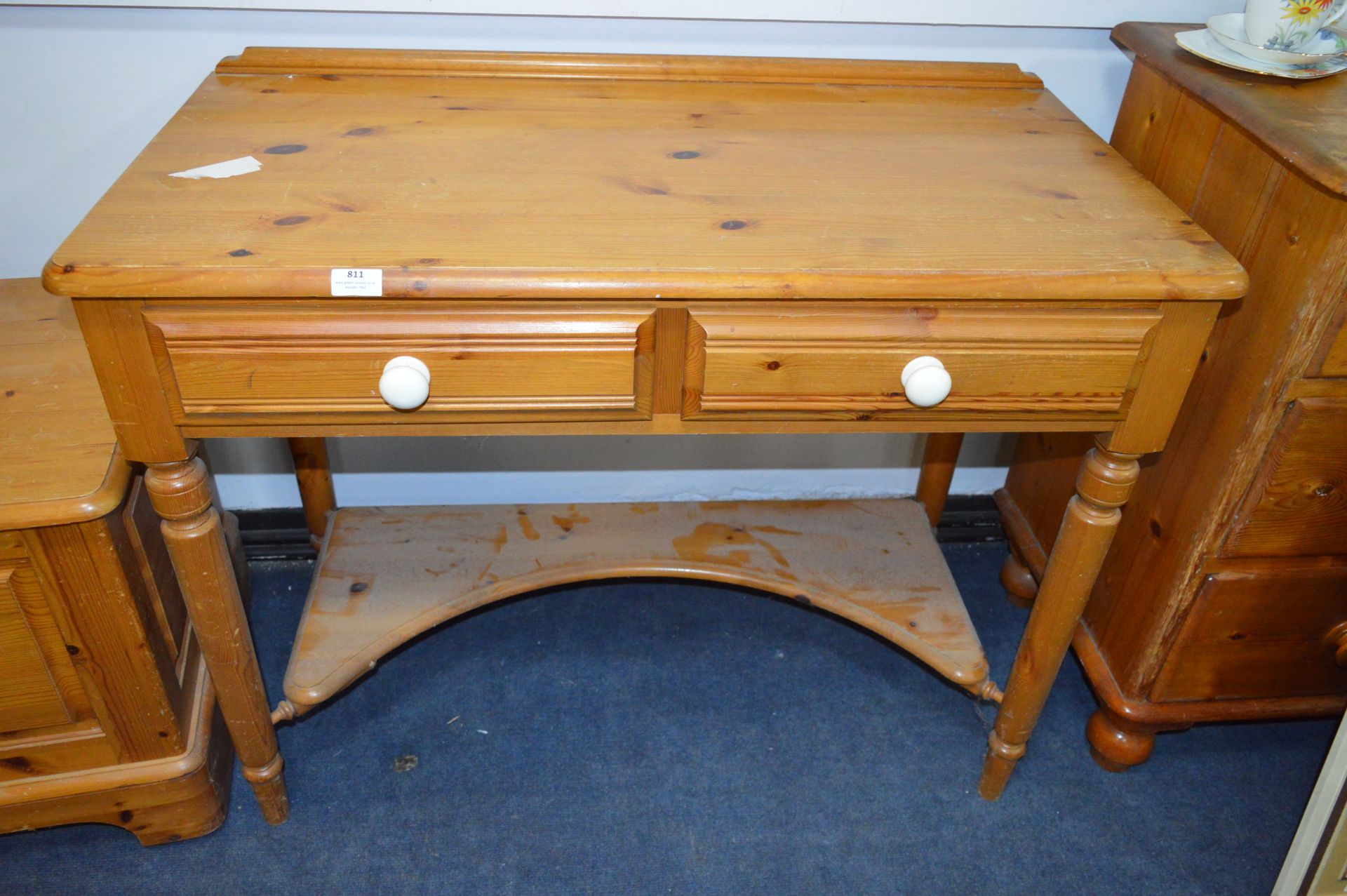 Pine Wash Stand/Dressing Table