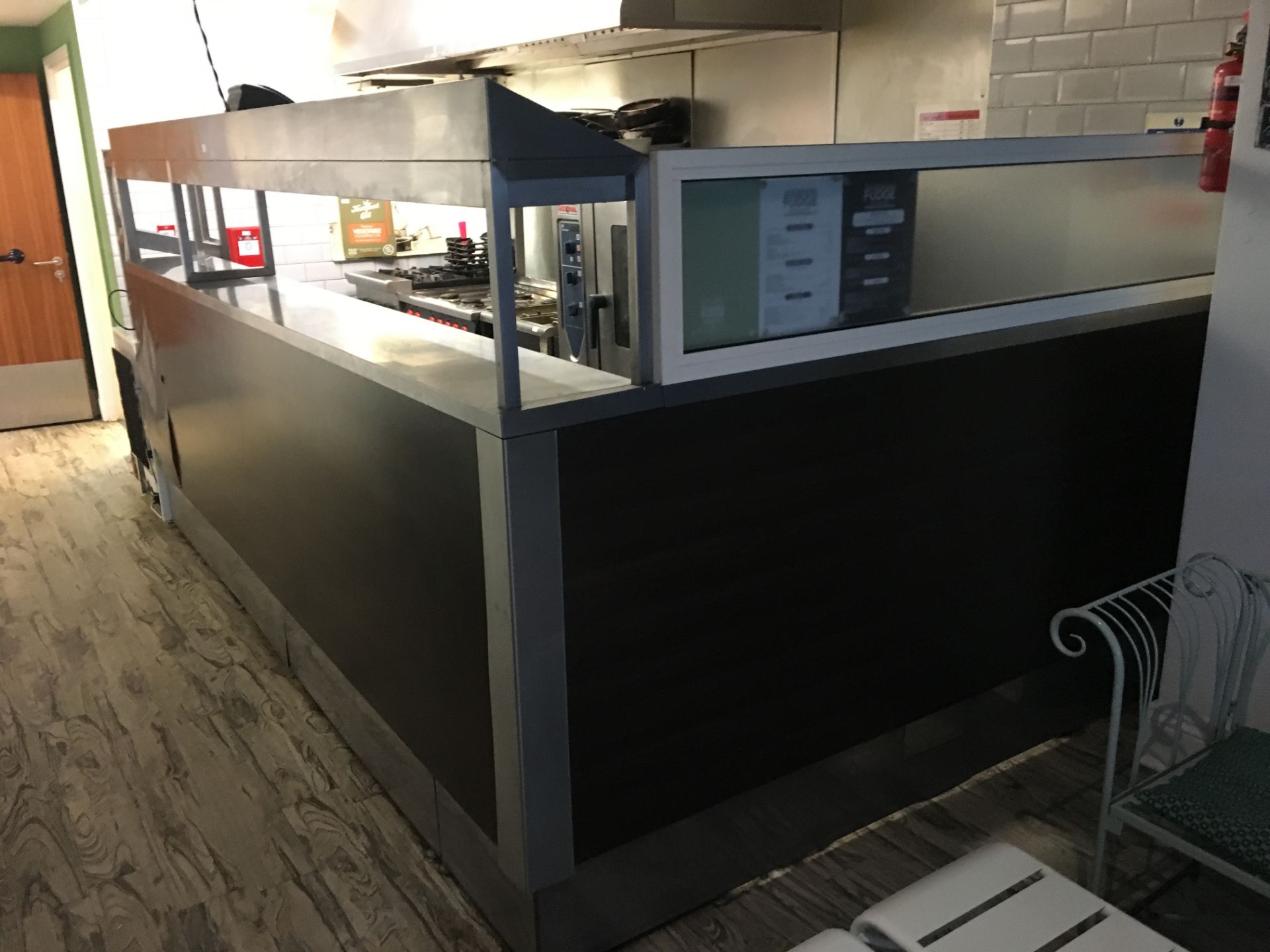 L-Shaped Heated Display Counter with Under and Over Shelves and 2 Sinks