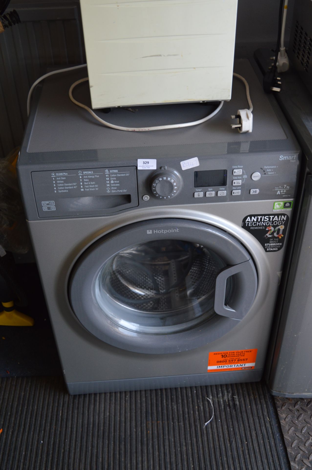 Hotpoint Smart Tech 7kg Washing Machine
