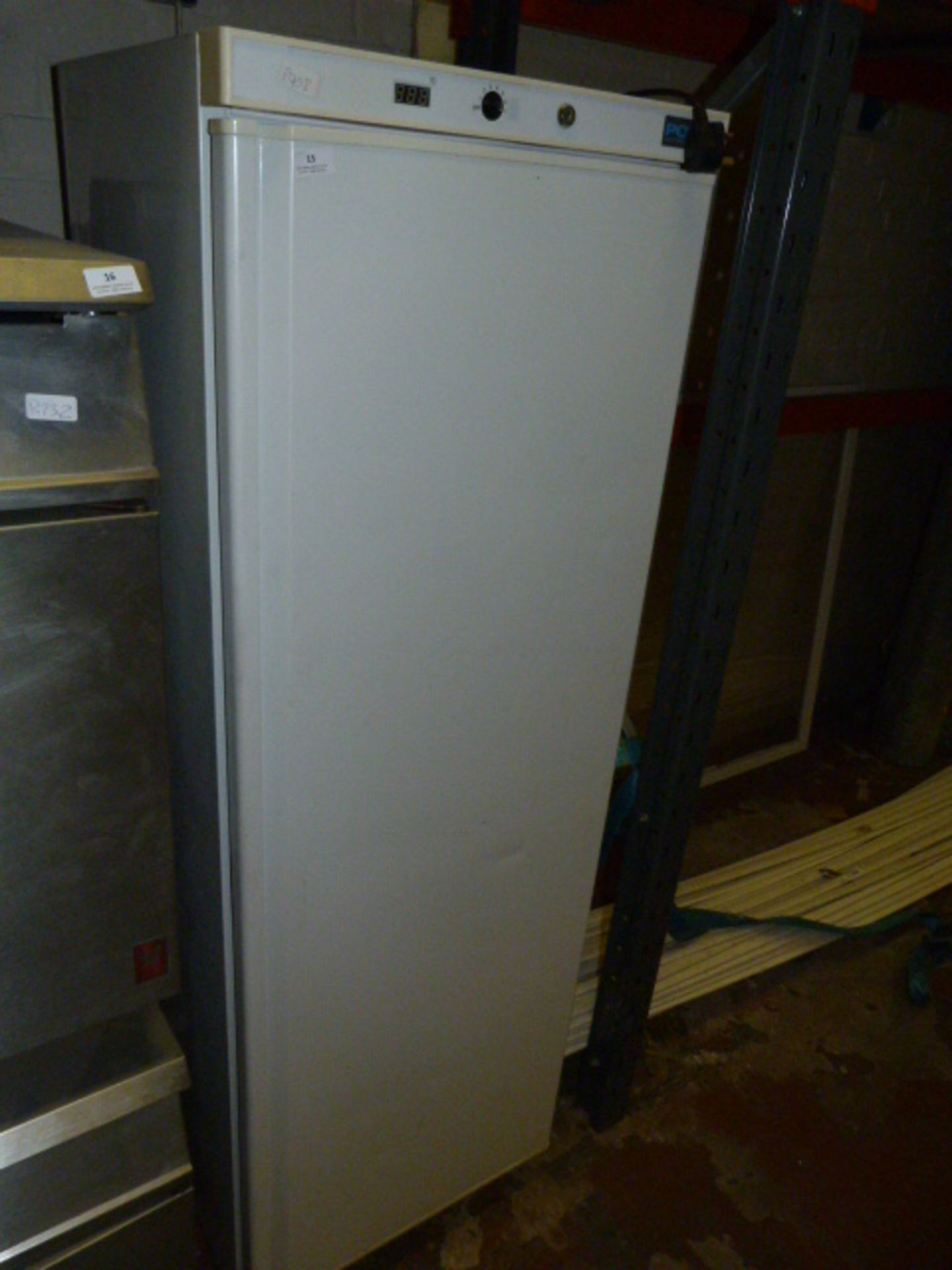 Polar Refrigeration Upright Fridge Model:CD612