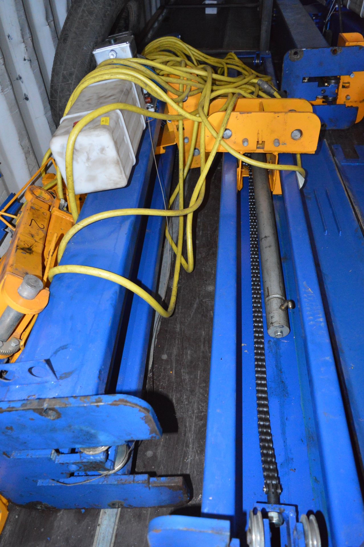 *Hydraulic Car Lift Model:LFT4000B Hydraulic Two Post Ramp