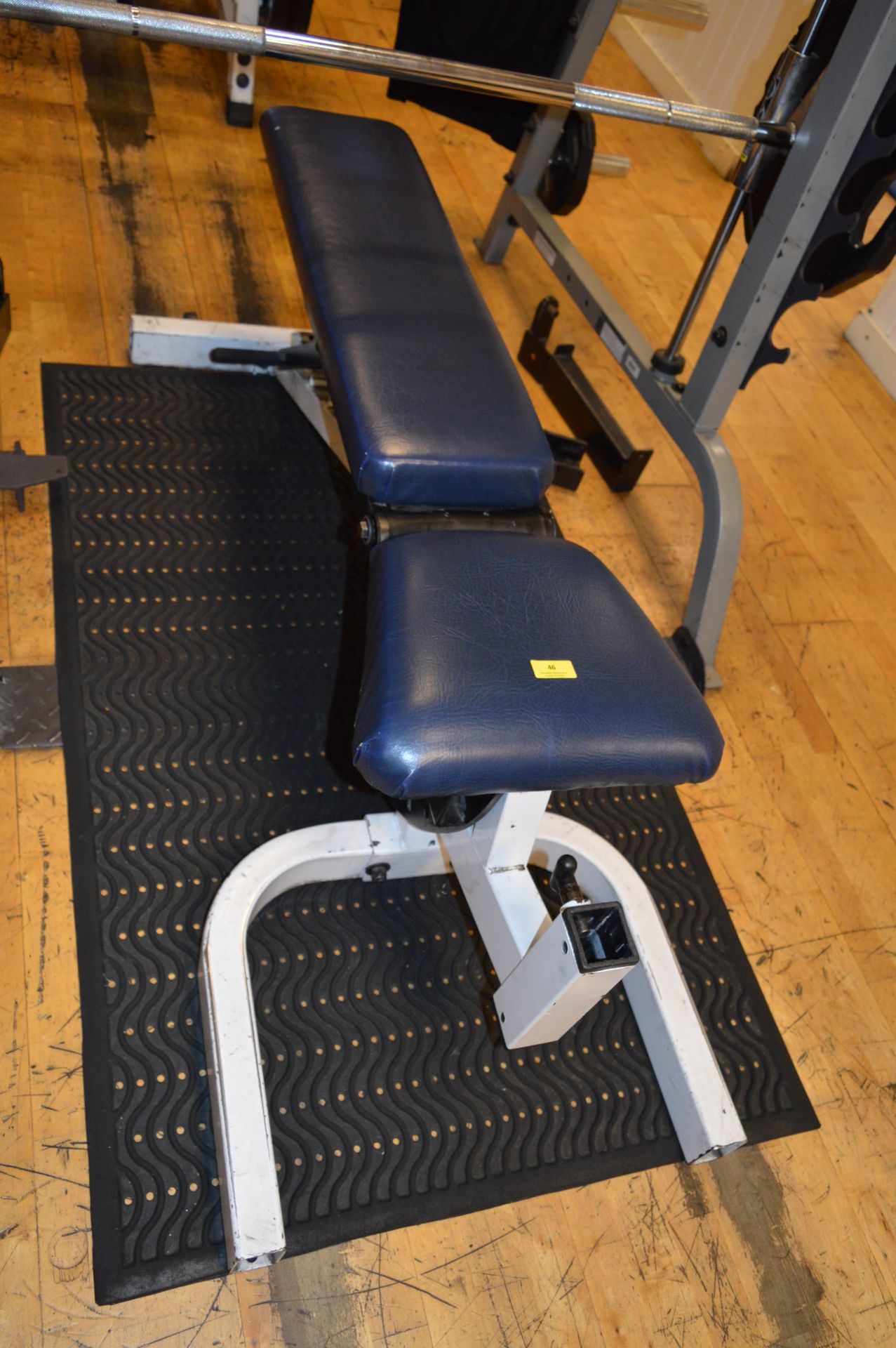 *Multi Position Training Bench