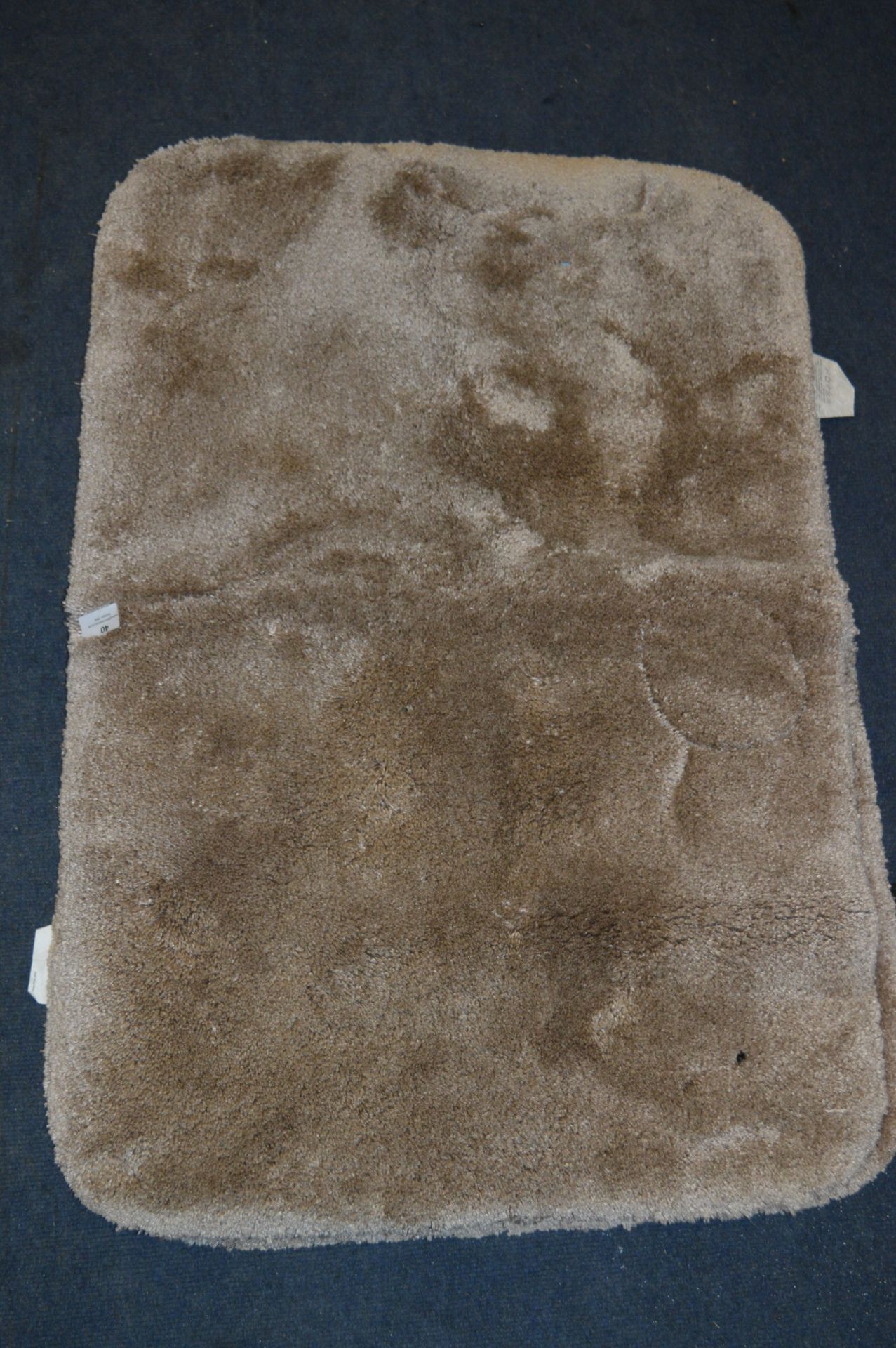 *Charisma Luxury Bath Mat (Beige)