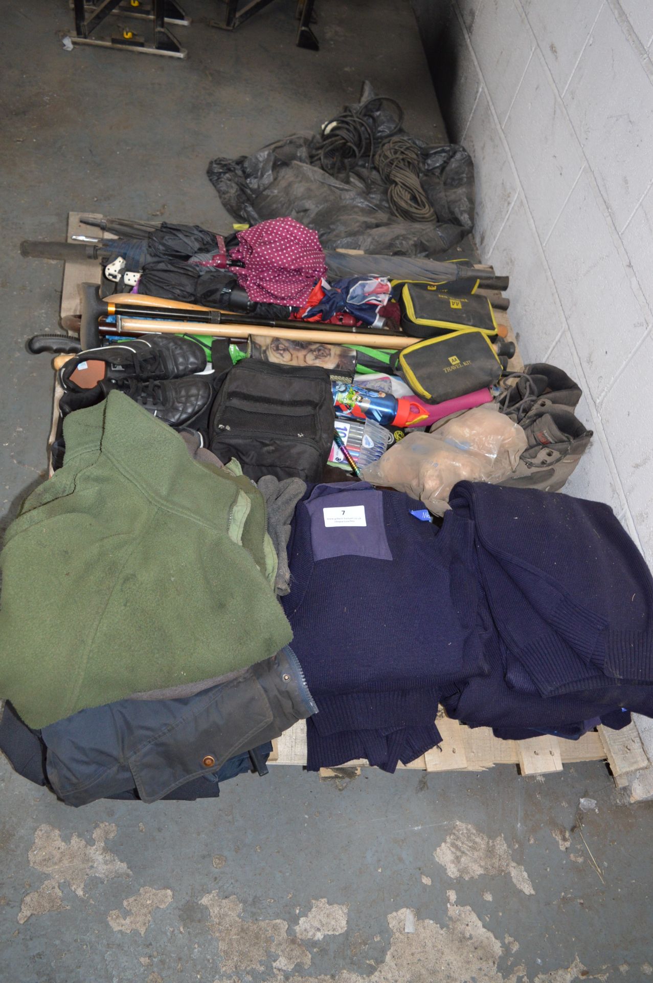 *Pallet Containing Various Clothing, Footwear and Lost Property