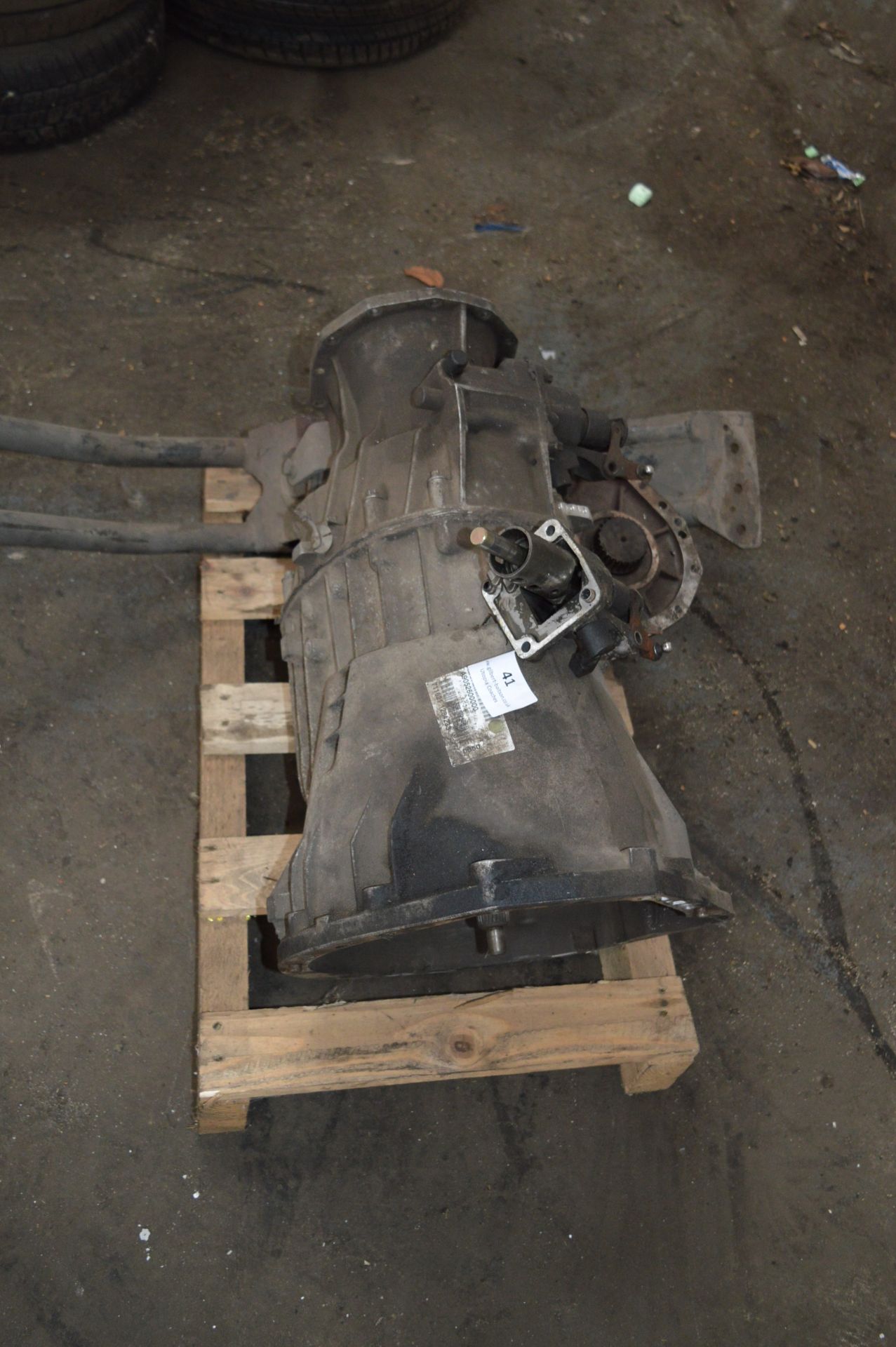 *Mercedes Sprinter Gearbox Part No. A9052600000