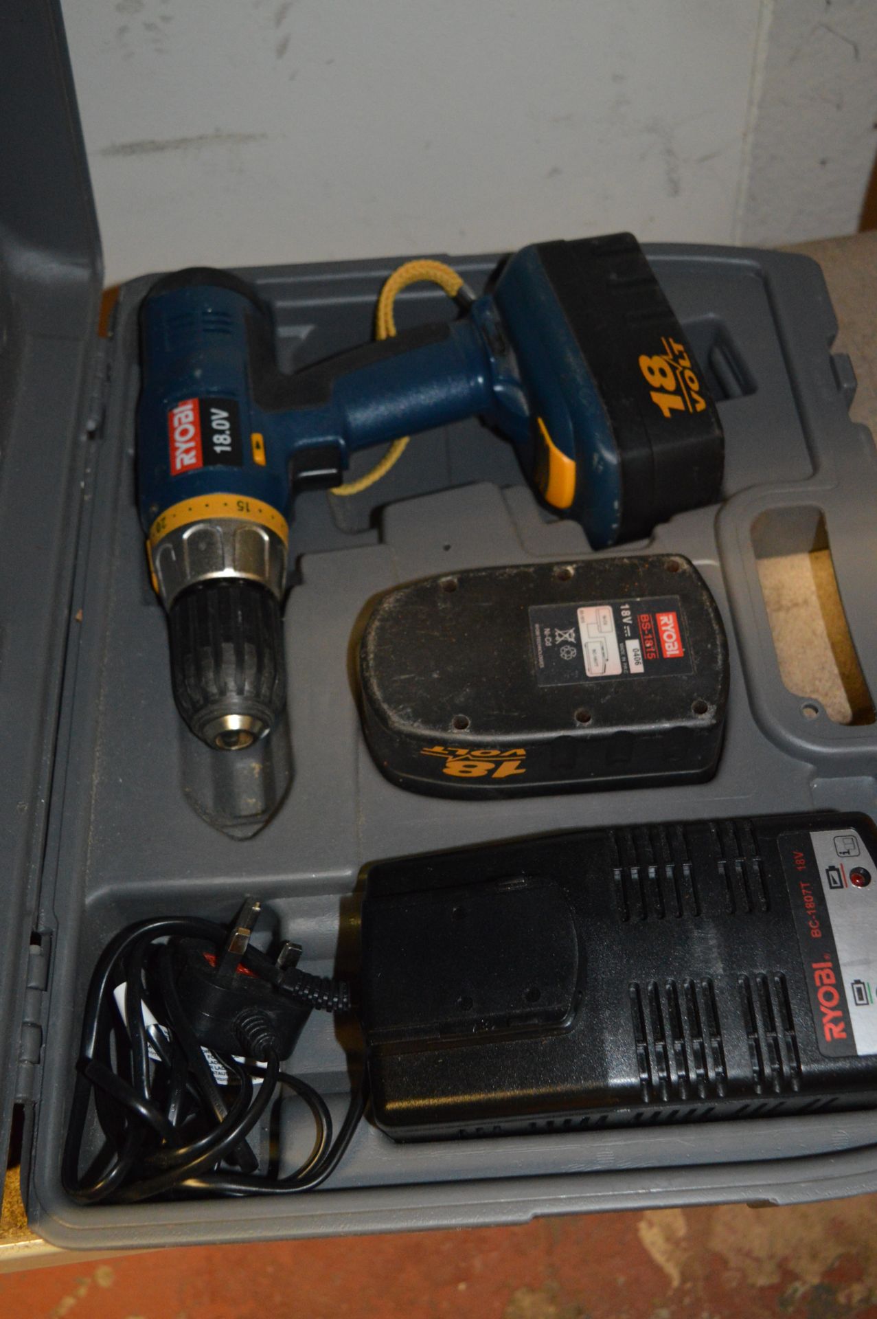 Ryobi 18V Cordless Drill with Spare Battery, Charger and Carry Case