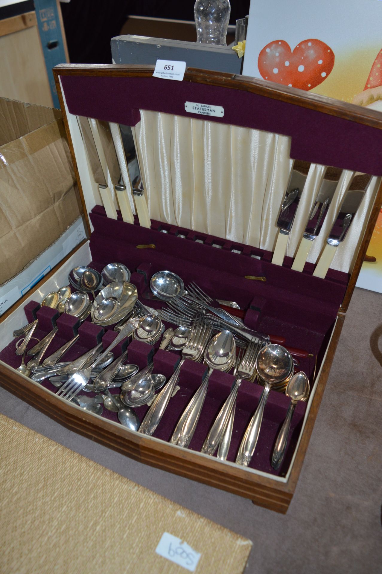 Oak Cased Canteen of Cutlery