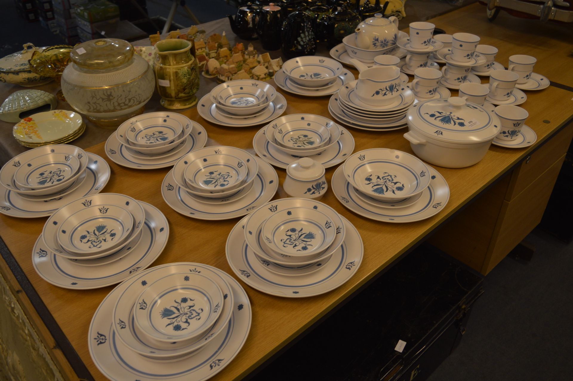 Large Noritake Blue Haven Dinner & Tea Service