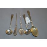 5 Assorted Silver Teaspoons - 56 Grams