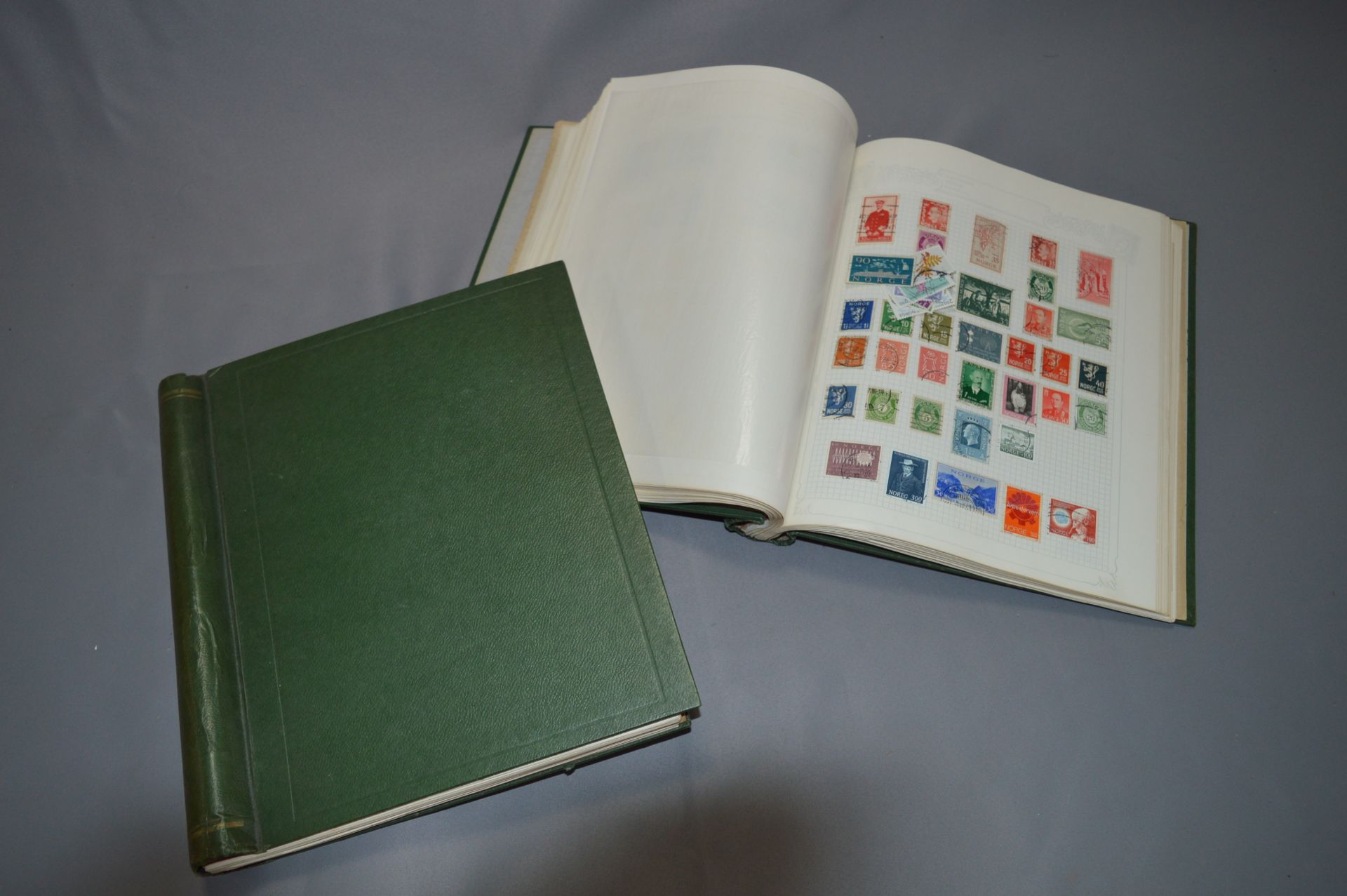 Viscount & Foreign Stamp Albums