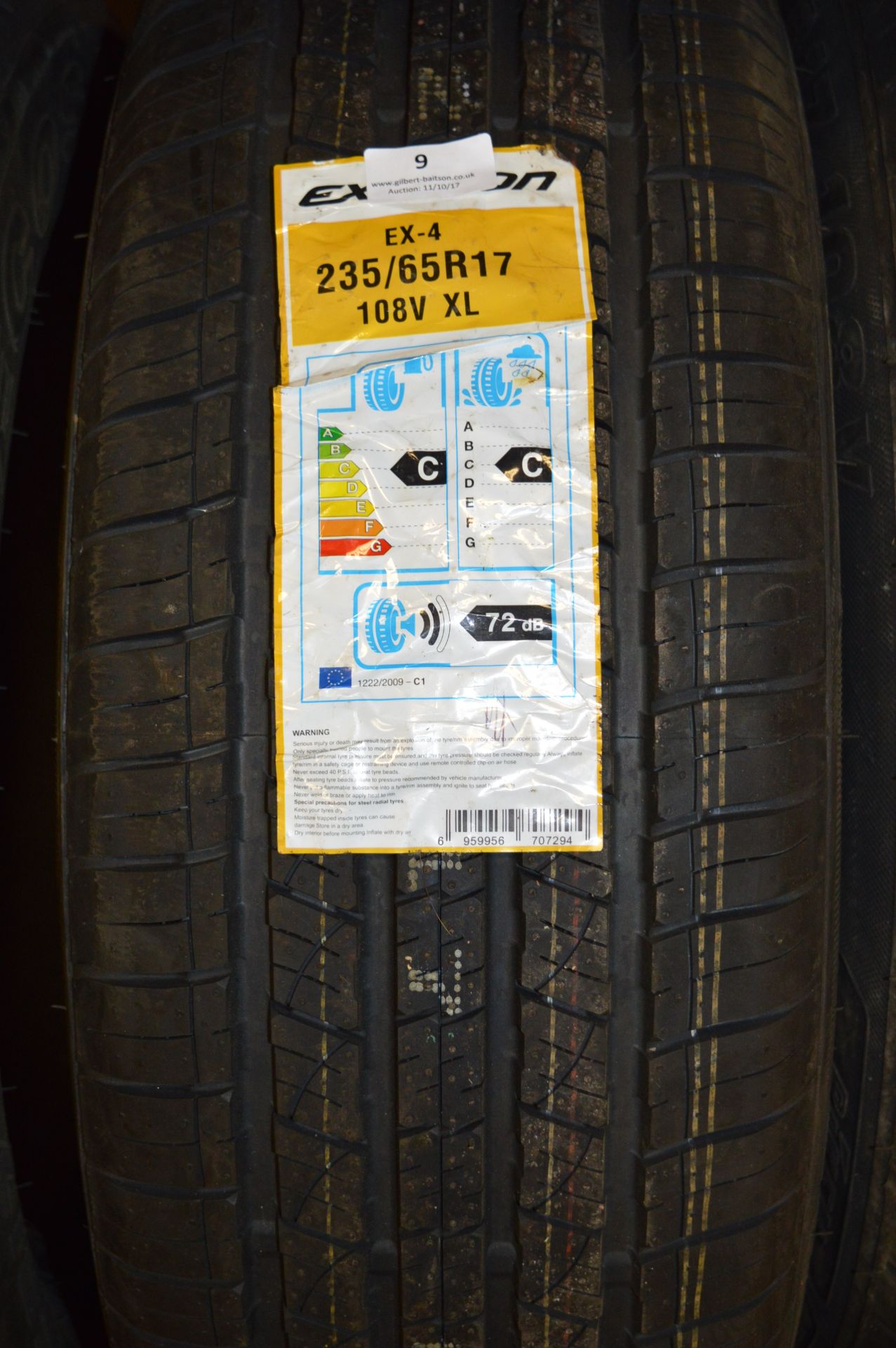 *Excelon EX4 235/65R17 Tyre