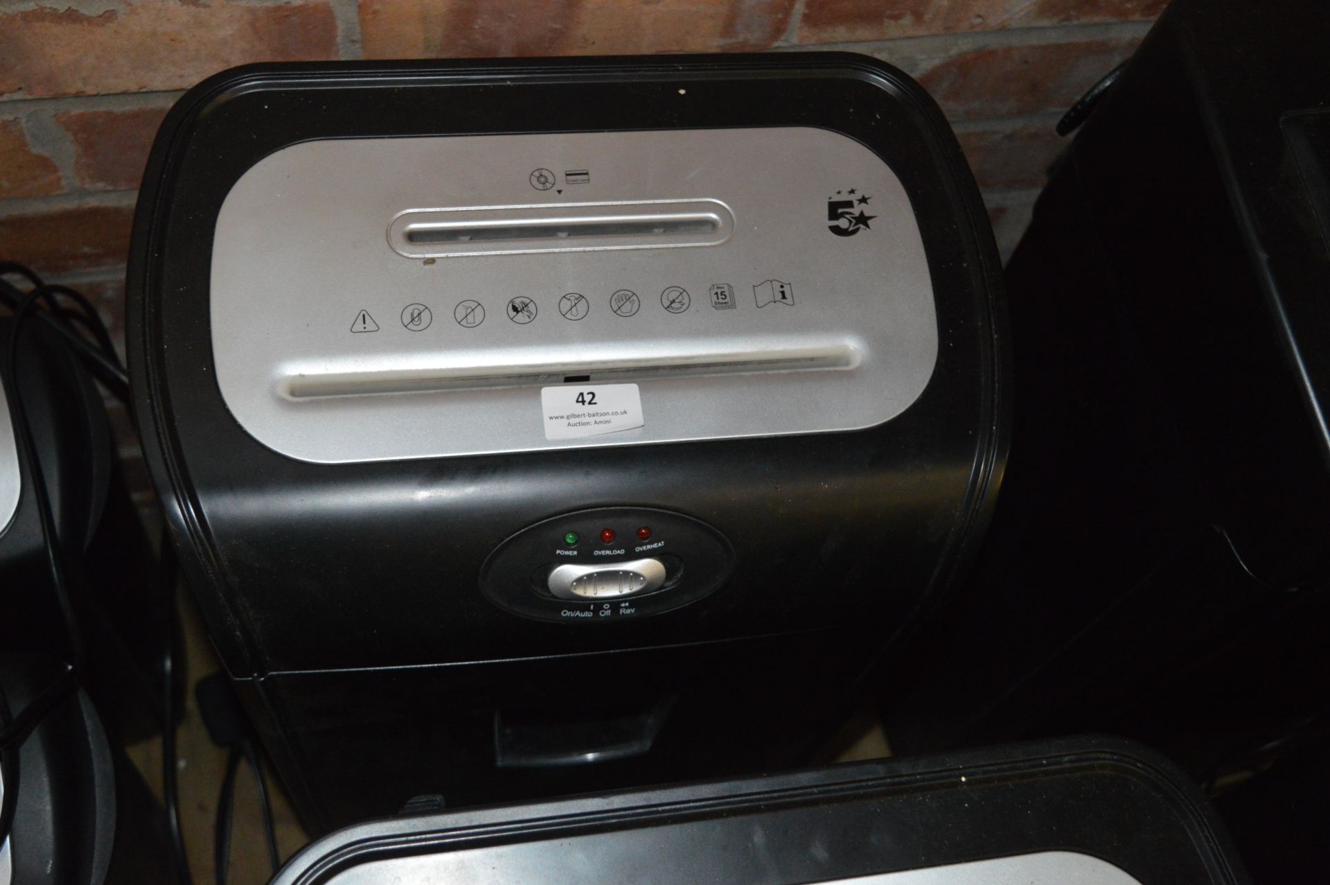 *5 Star Paper Shredder with CD and Credit Card Facility