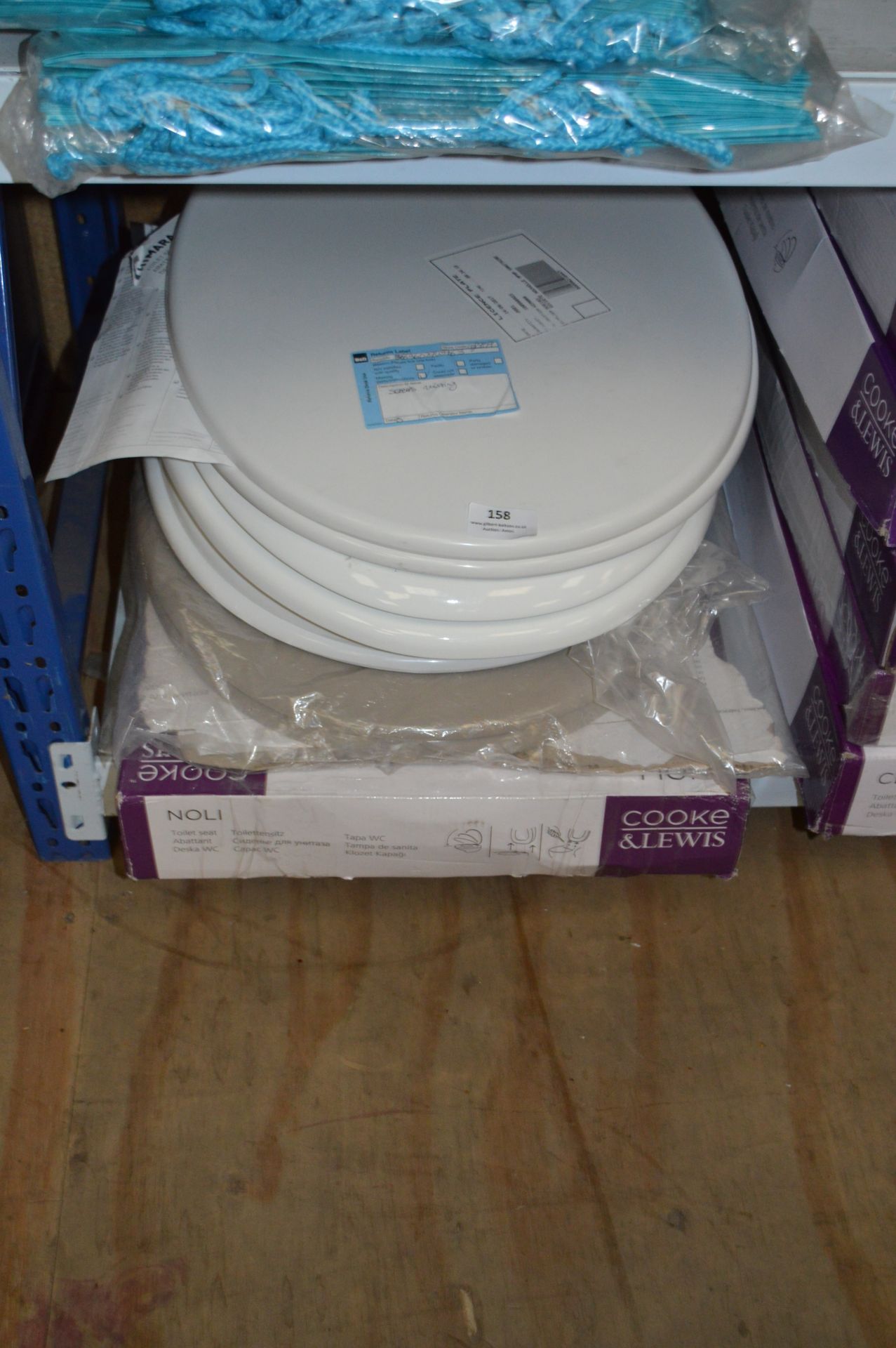 *5 Cooke & Lewis Toilet Seats