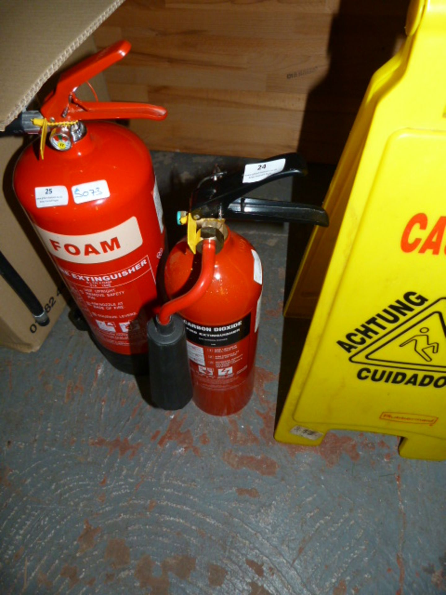 *CO2 2kg Fire Extinguisher