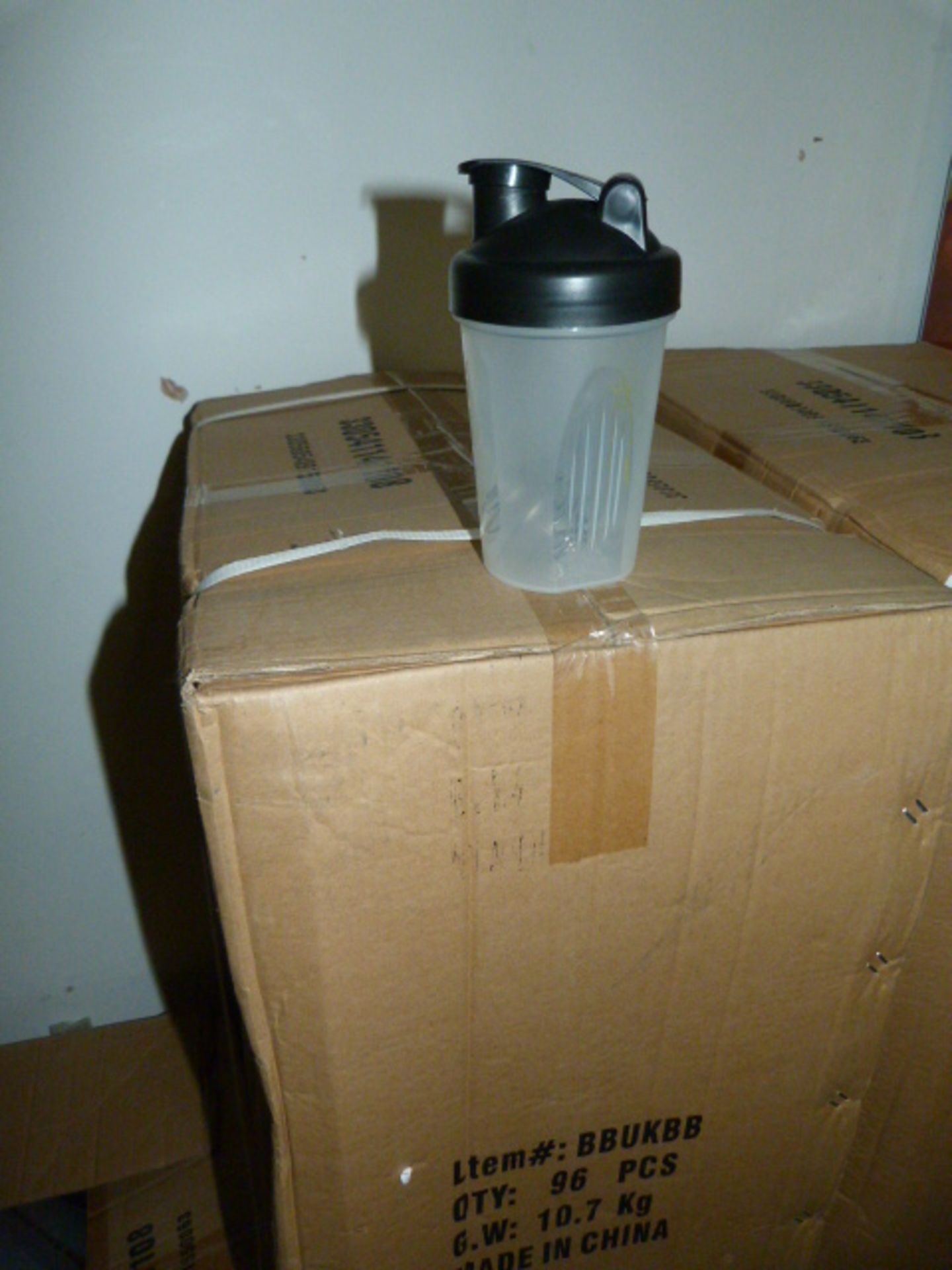 *Box containing 96 Body Building UK Protein Shaker Bottles