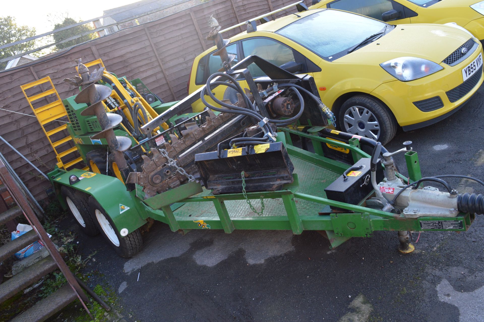 *Kanga Hydraulic Skid Steer Loader Complete with 4-in-1 Bucket, Two Post Hole Borers, Trenching