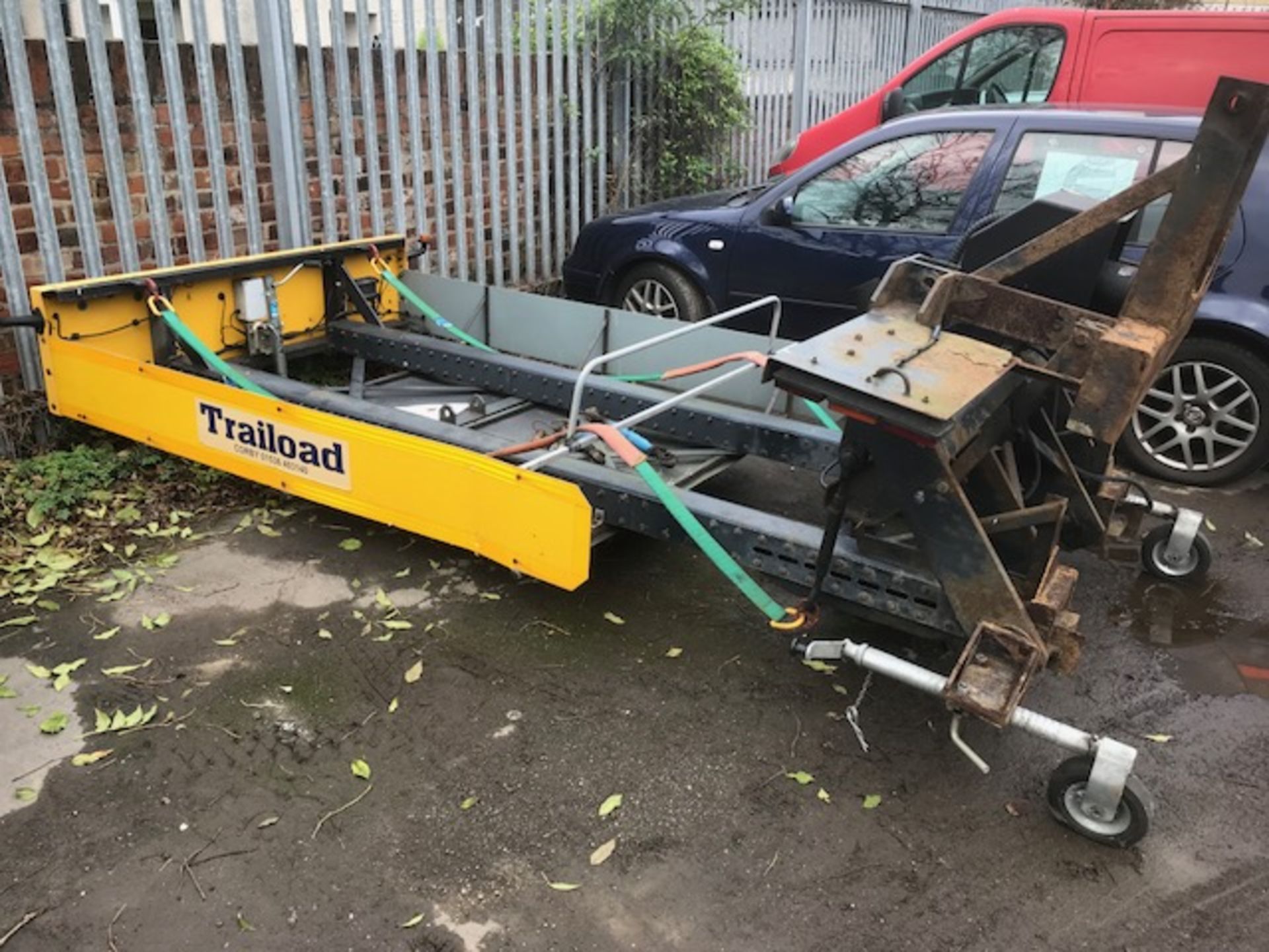 *Trailload Model:MPS350S/Board 2005 Crash Cushion