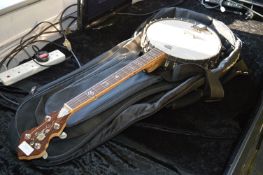 Weather King Banjo with Carry Case