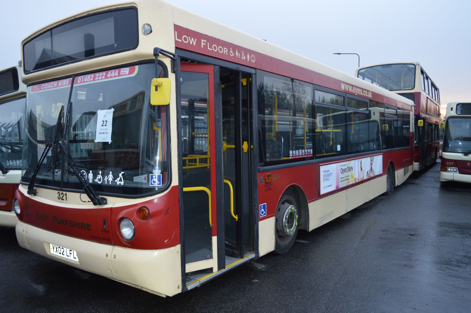 *Bus 321 MAN 18:220/ALX300, DDA Compliant 41 Seats Reg:YX02 LFL, MOT:27/07/18