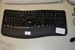 *Microsoft Comfort Keyboard with Mouse