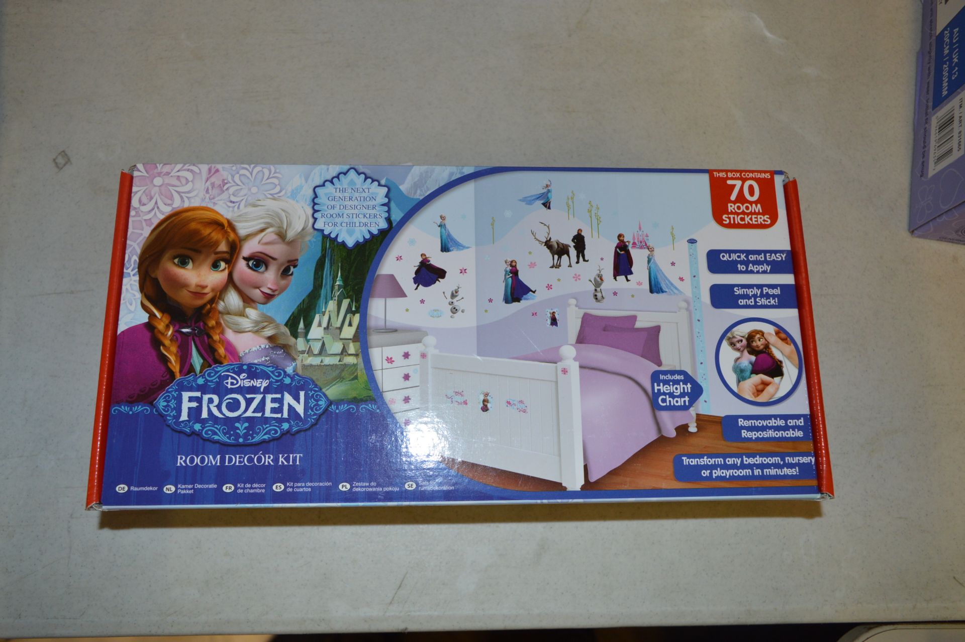 *Disney Frozen Room Decor Kit