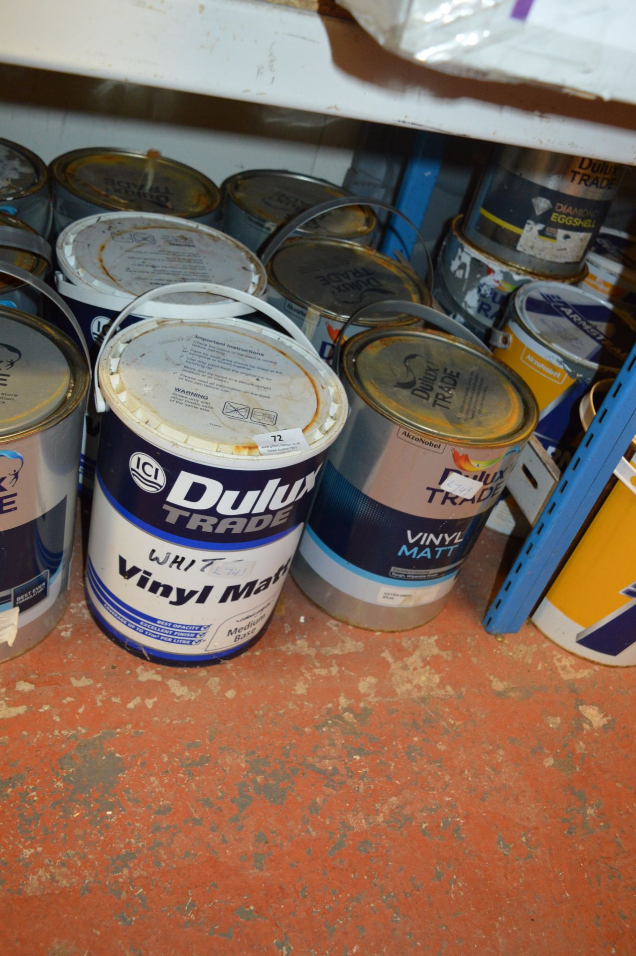 6x5L of Dulux Vinyl Matt Emulsion (Assorted Colours)