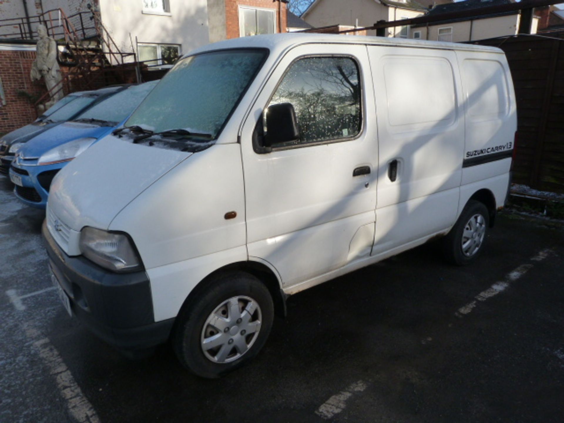 Suzuki Carry Van 1.3 Reg:Y256 GKV Mileage: 55,000 MOT: September 2018