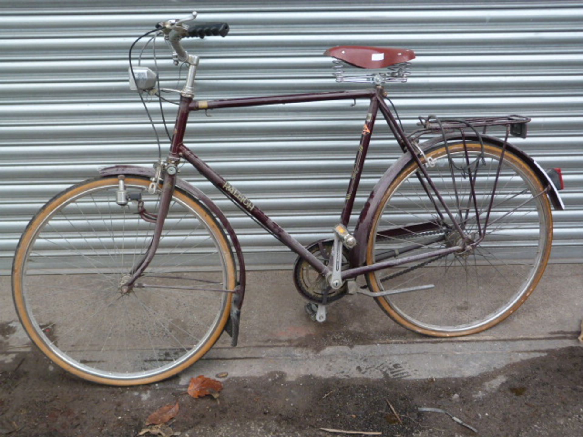 *Traditional Style Reighley Gents Cycle with Sturm