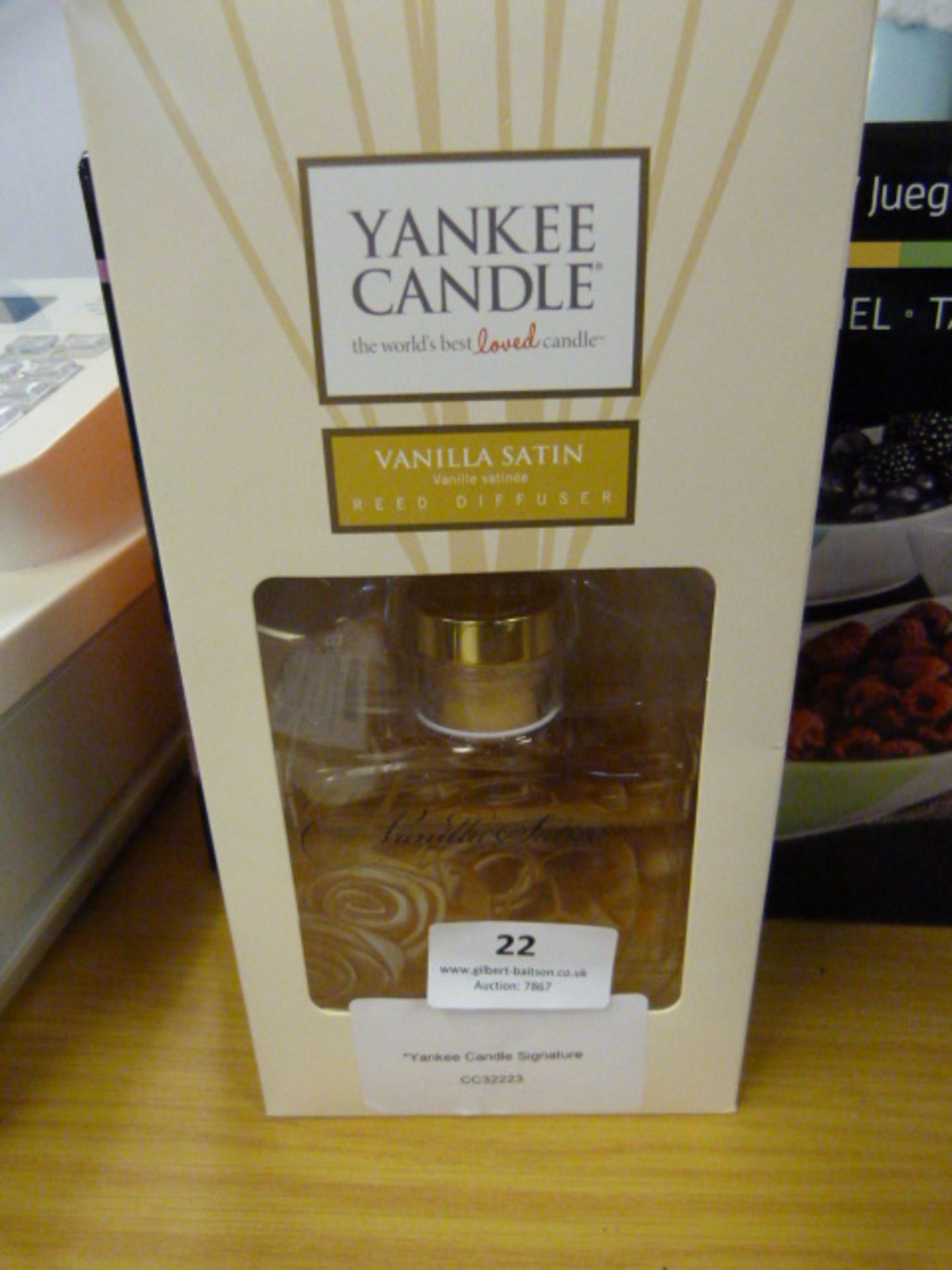 *Yankee Candle Signature Diffuser