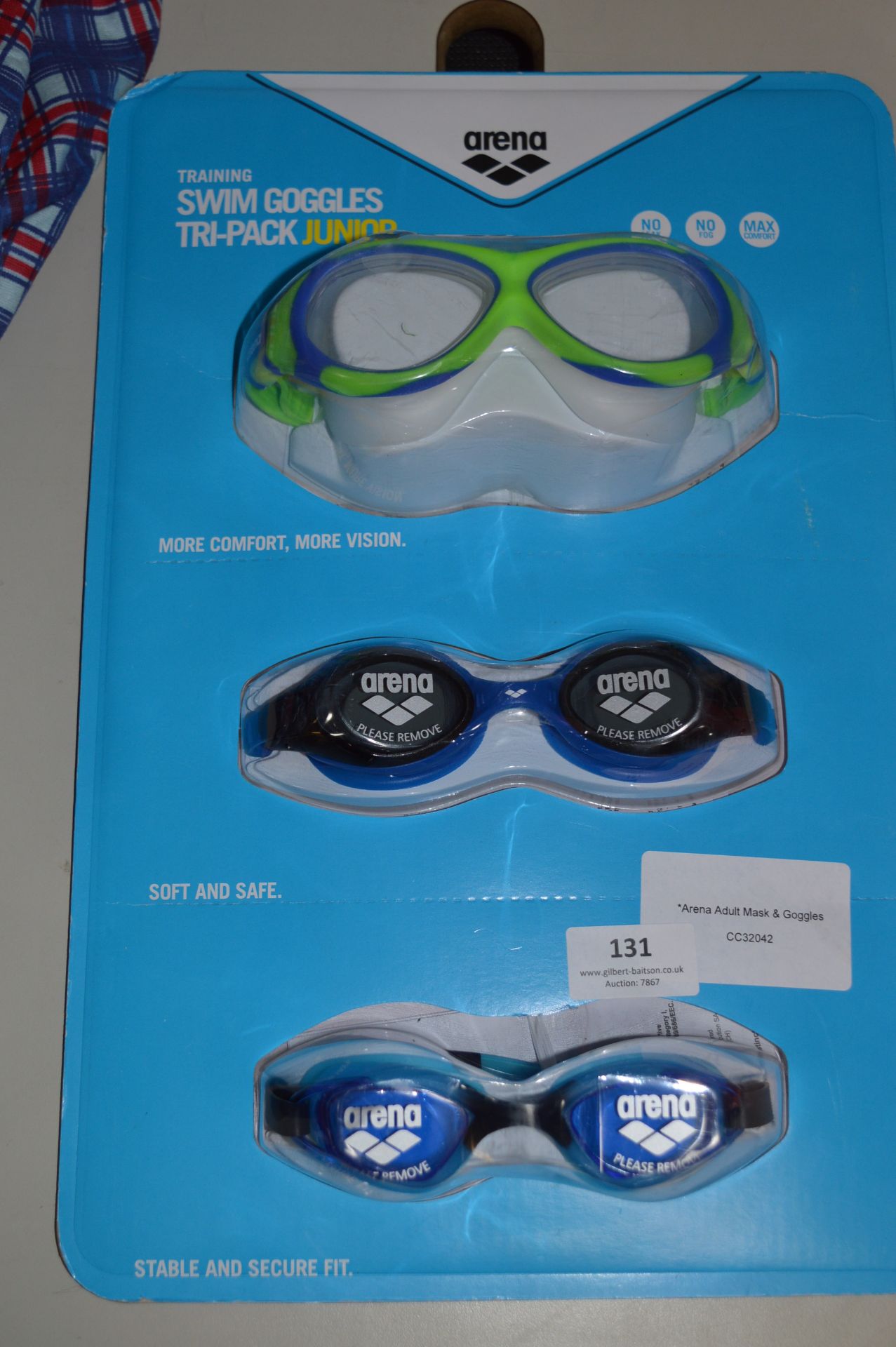 *Arena Adult Mask & Goggles