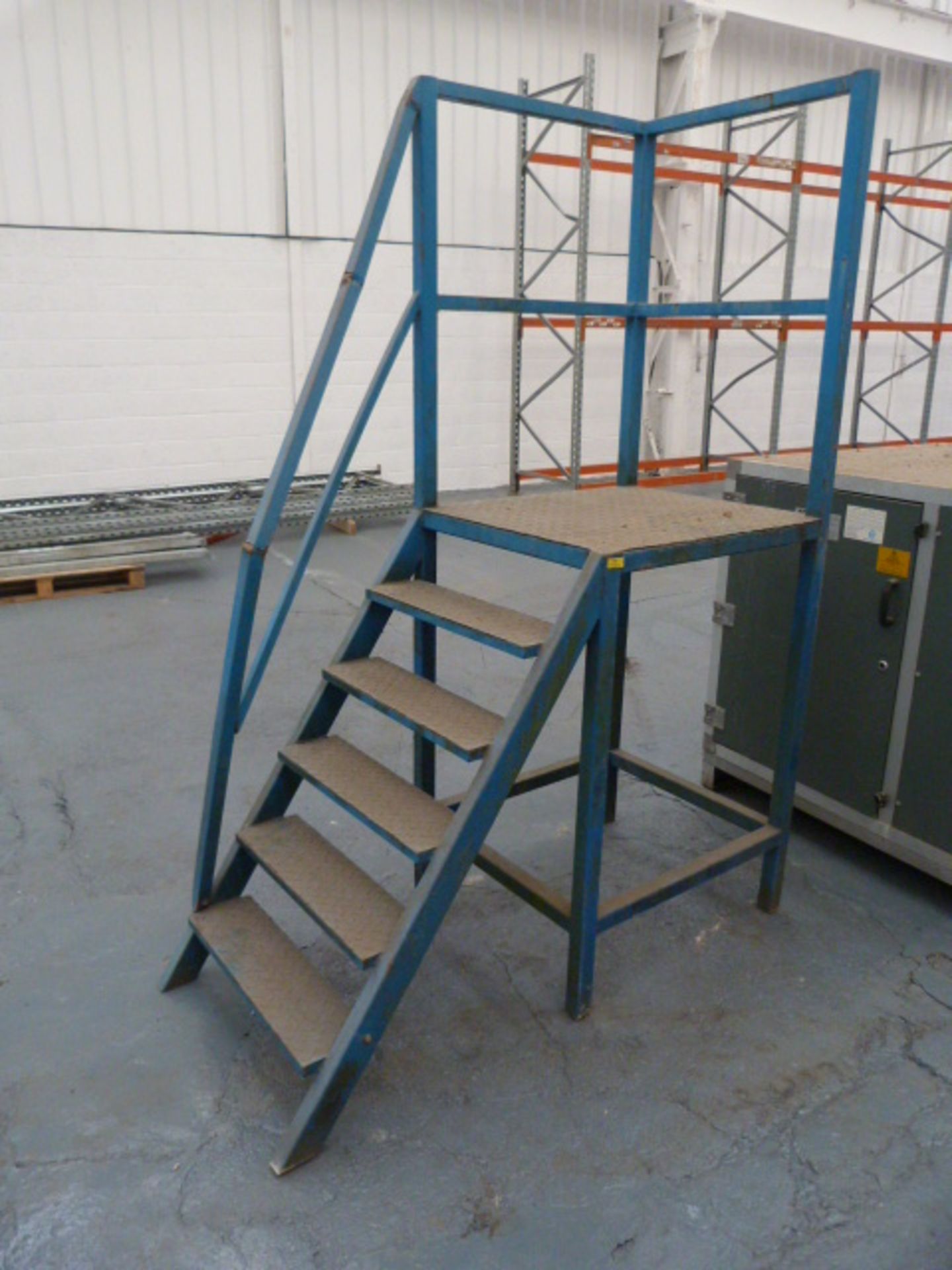 *Set of Steel Loading Steps with Hand Rail