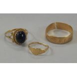 Various jewellery, comprising a child's christening ring with heart shaped centre, 20thC ring with