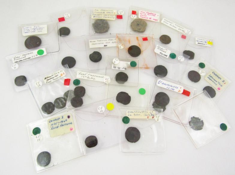 Various English hammered coins, low denomination etc, to include various 17thC rose farthings,