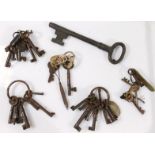 Various keys, to include ground finds, etc, 18thC style, 16cm wide, various other smaller keys, etc.