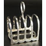 An Elizabeth II silver toast rack, of four bar design, Sheffield 1953, 6oz. (M)