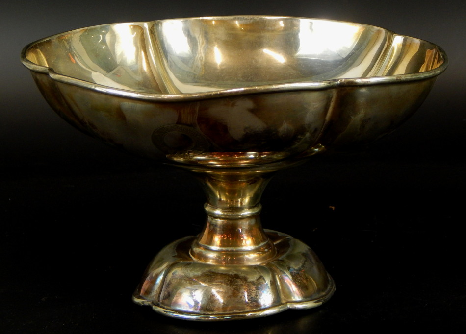 A Mappin & Webb silver plated rose bowl, with four domed shape, on stepped base, (AF), 12.5cm