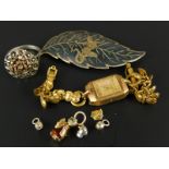 A quantity of costume jewellery, to include a silver leaf brooch, dress ring, and a gold plated