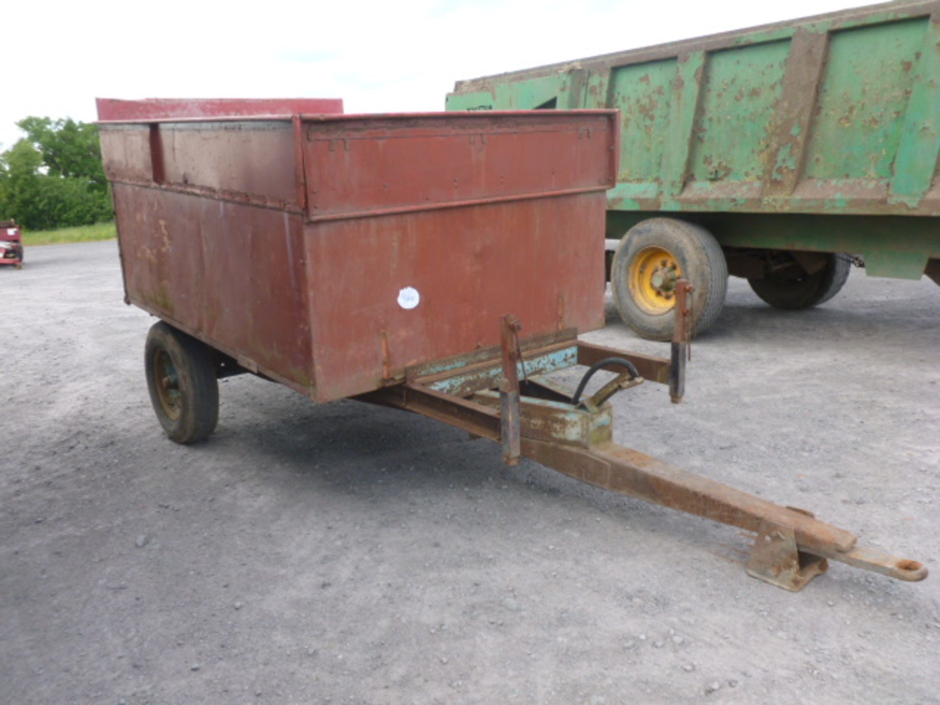 2 TON TRAILER