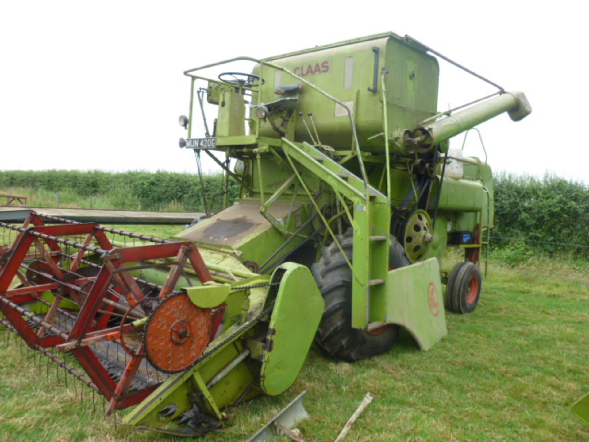 CLAAS MATADOR COMBINE , WORKING ORDER. ONE OWNER FROM NEW - Image 3 of 3
