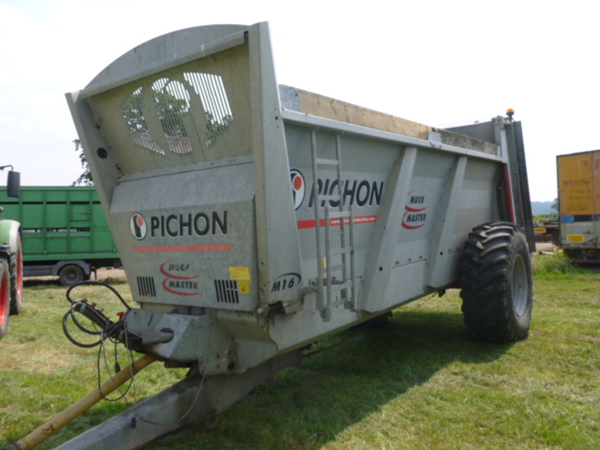 PICHON MUCK MASTER M16 (2011)