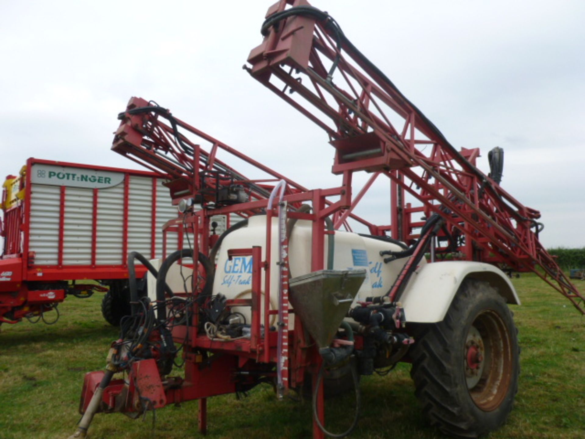 GEM SELF TRAK 2200 21M SPRAYER (2200LITRE) 12 MONTHS TEST (1997) - Image 4 of 8