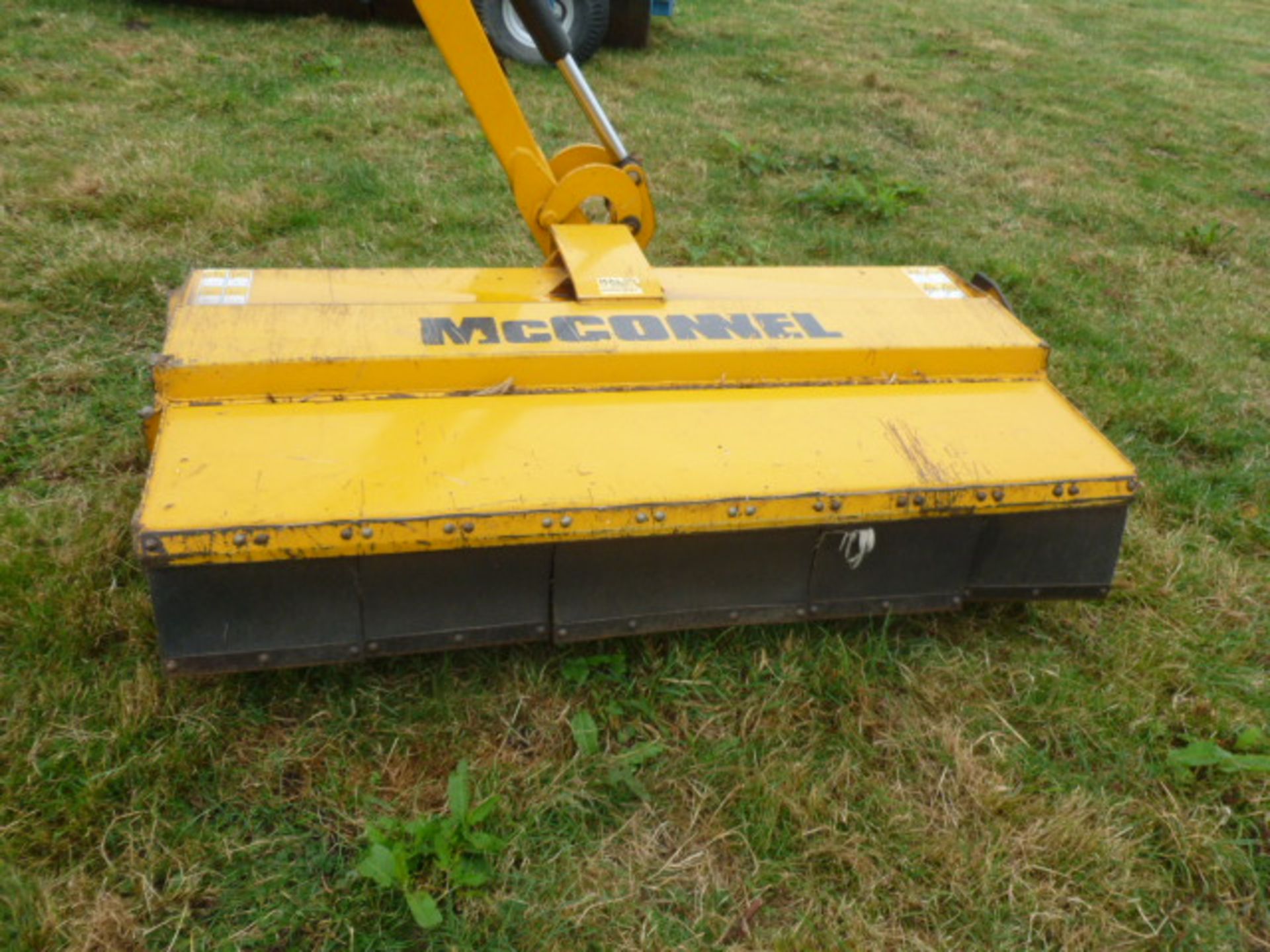 McCONNEL PA 55E HEDGECUTTER WITH 1.6M HEAD - Image 3 of 3