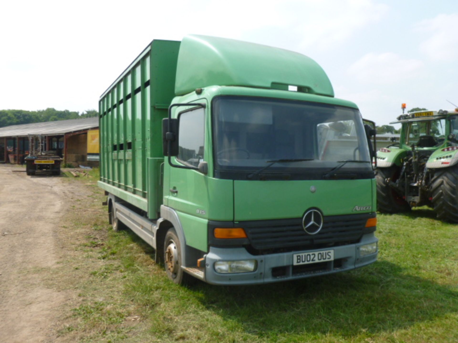 MERCEDES ATEGO 815 STOCK LORRY WITH WILLIAMS 18FT LIVESTOCK CONTAINER WITH DIVIDING GATES REG BU02 - Image 3 of 7