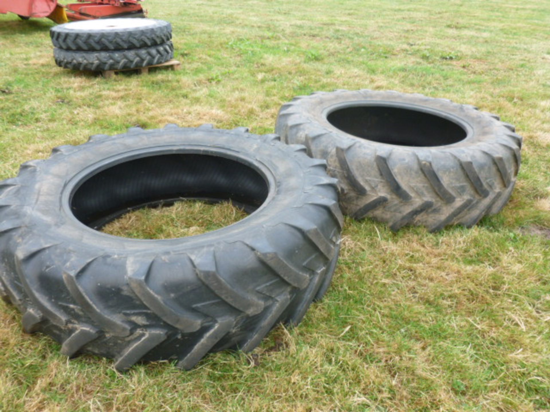 2 X MICHELIN 18-4-38 TRACTOR TYRES - Image 2 of 2